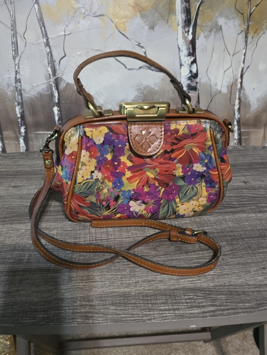 Patricia Nash Handbags - Patricia Nash Floral Multicolor Leather-Trim Crossbody Bag